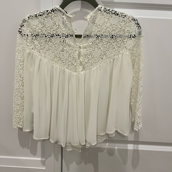 Zara traufalic blouse size S - Picture 2 of 3